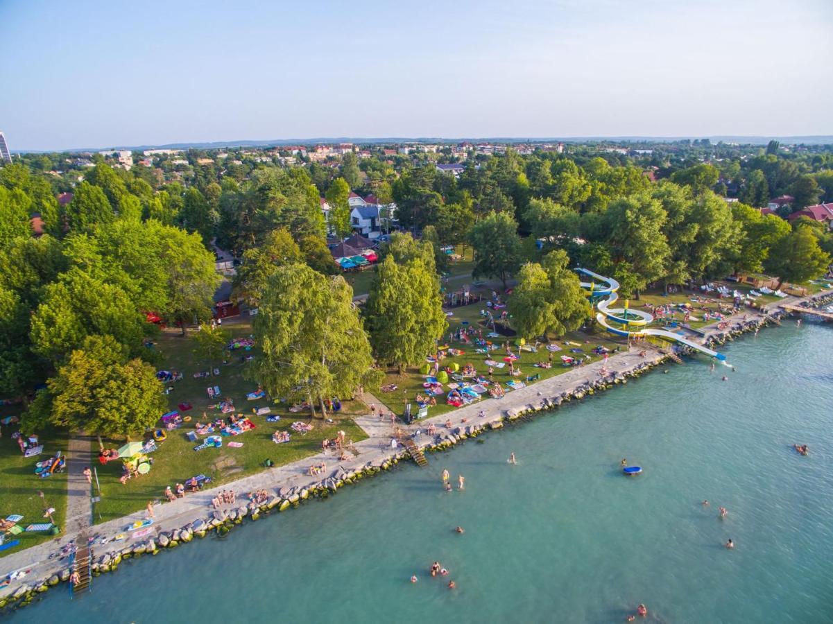 Galamb Villa Шіофок Екстер'єр фото